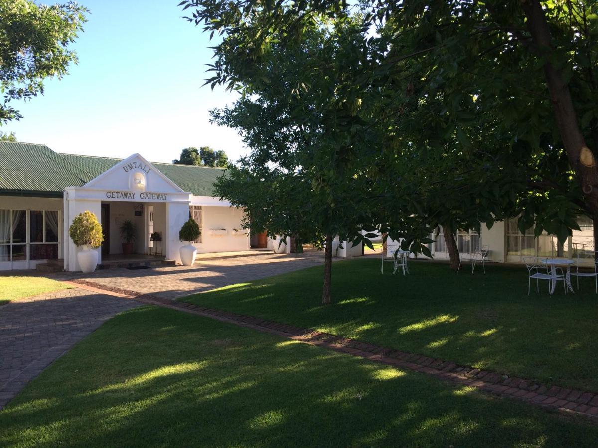 Umtali Country Inn Aliwal-Noord Buitenkant foto