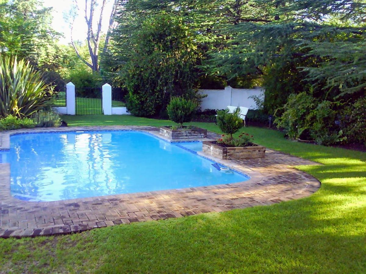 Umtali Country Inn Aliwal-Noord Buitenkant foto