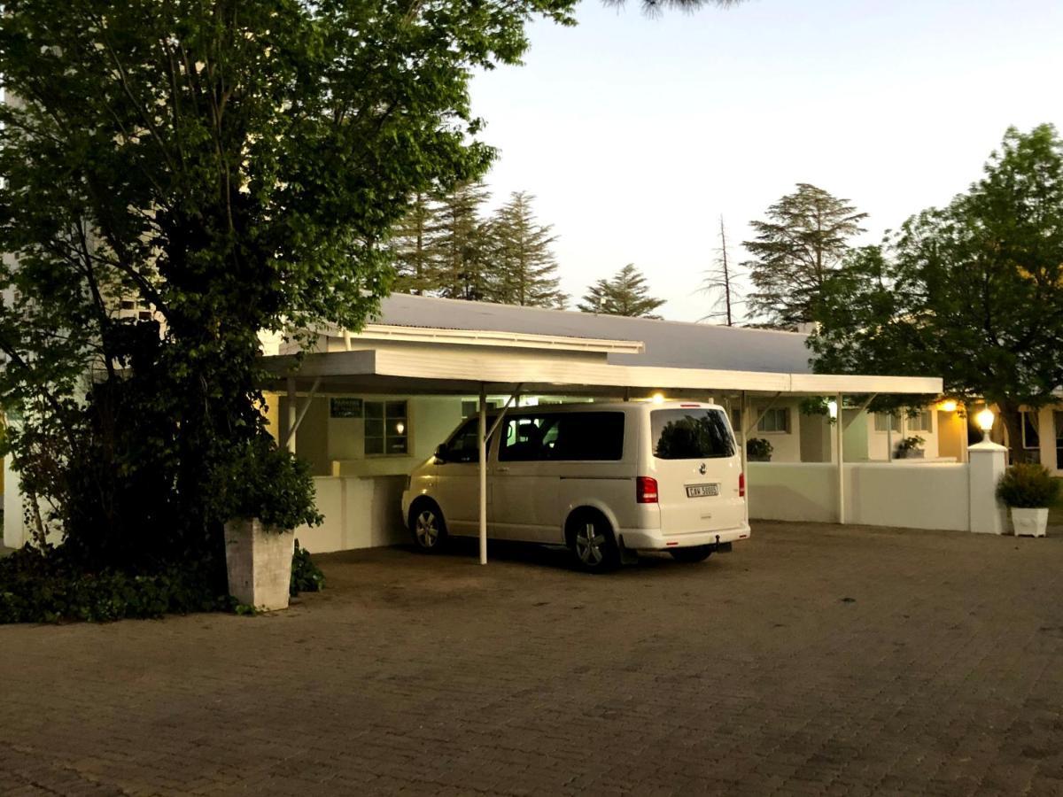 Umtali Country Inn Aliwal-Noord Buitenkant foto